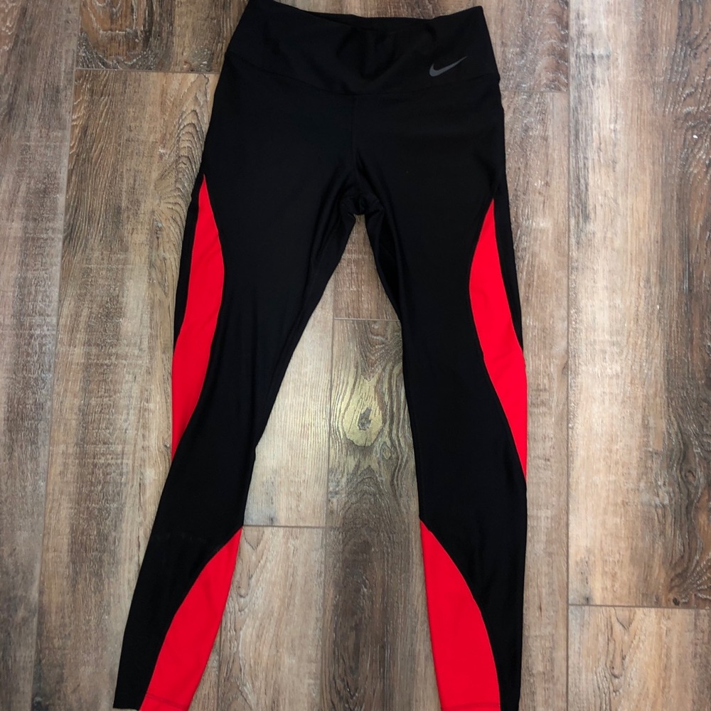 🌟PRICE DROP🌟 Red and black Nike leggings